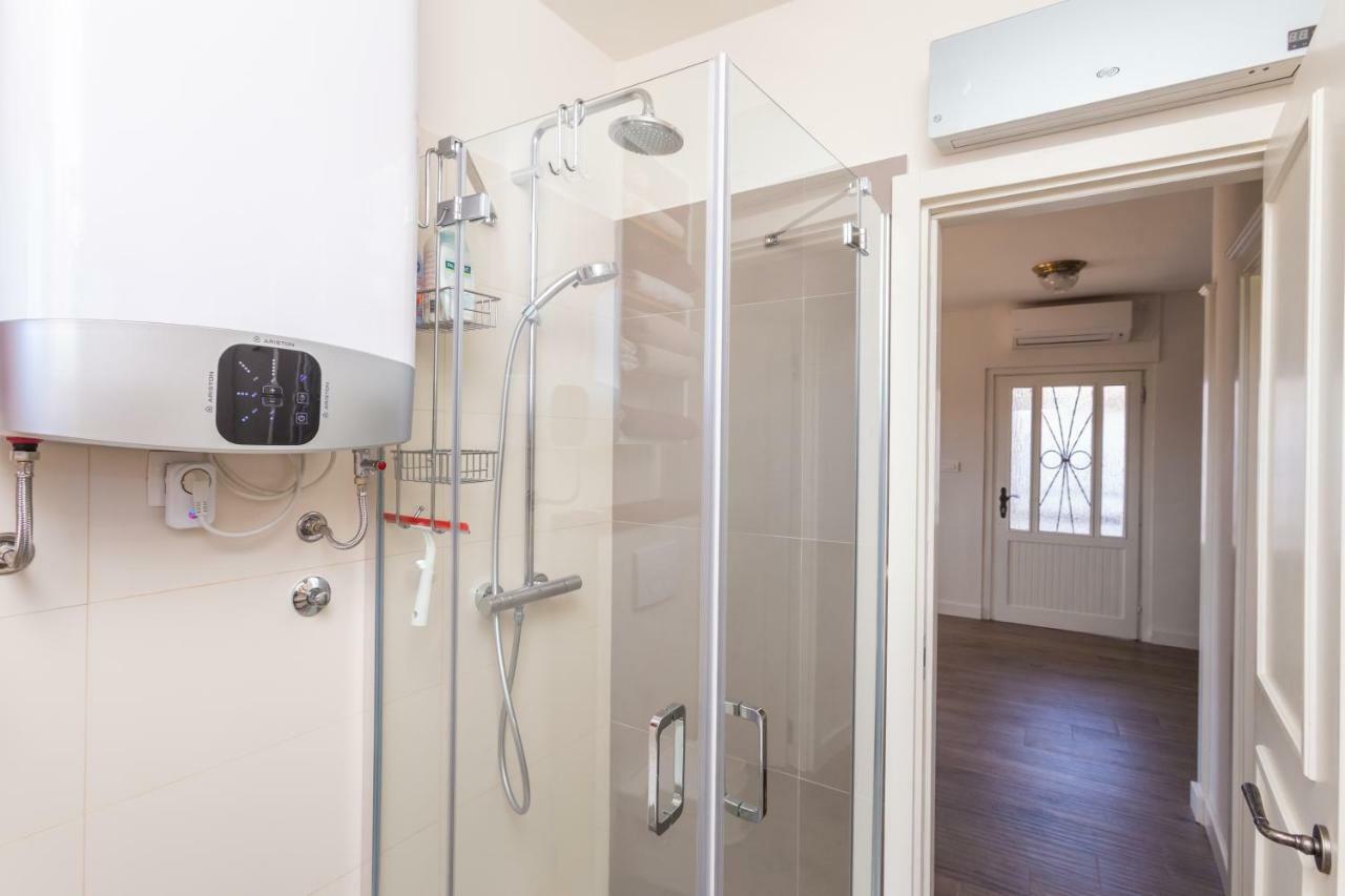 Apartmán Adorma Hum Exteriér fotografie