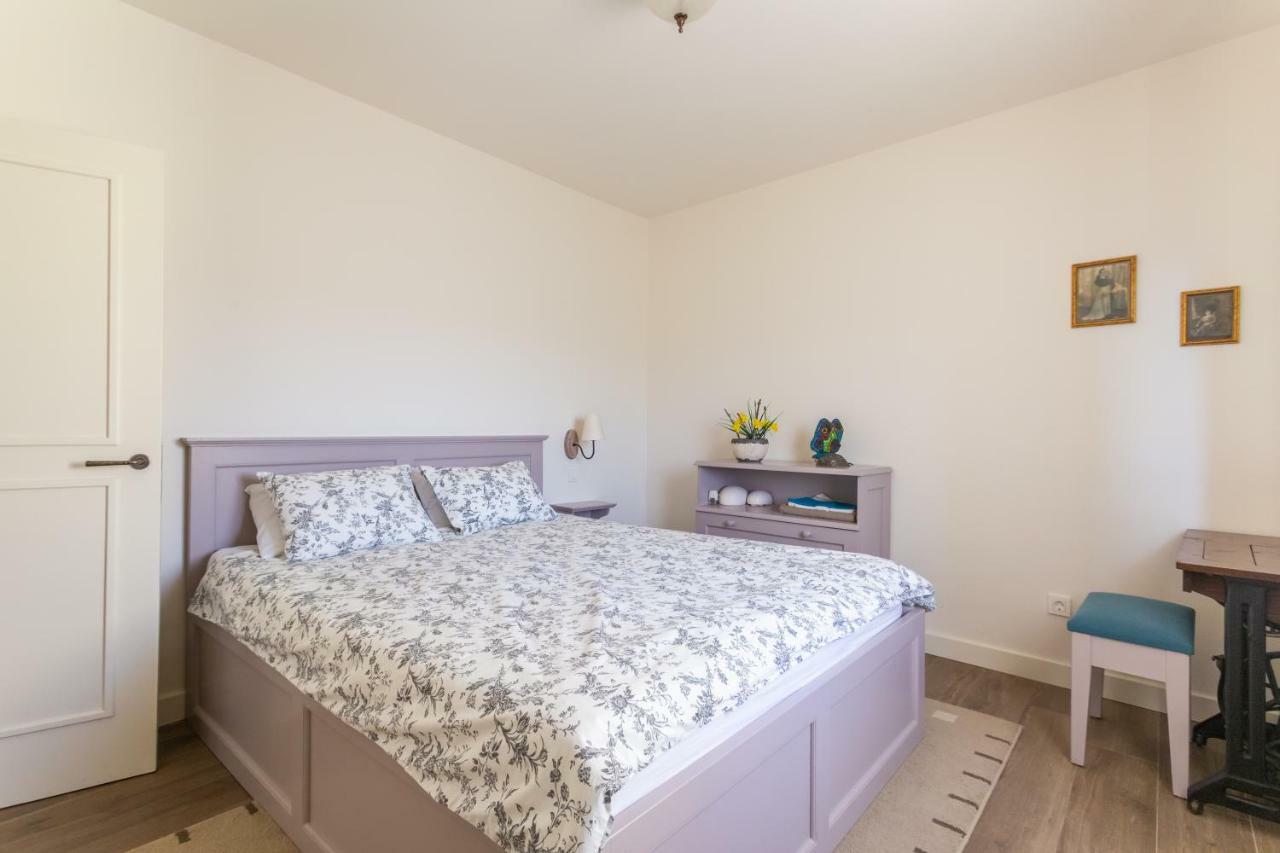 Apartmán Adorma Hum Exteriér fotografie