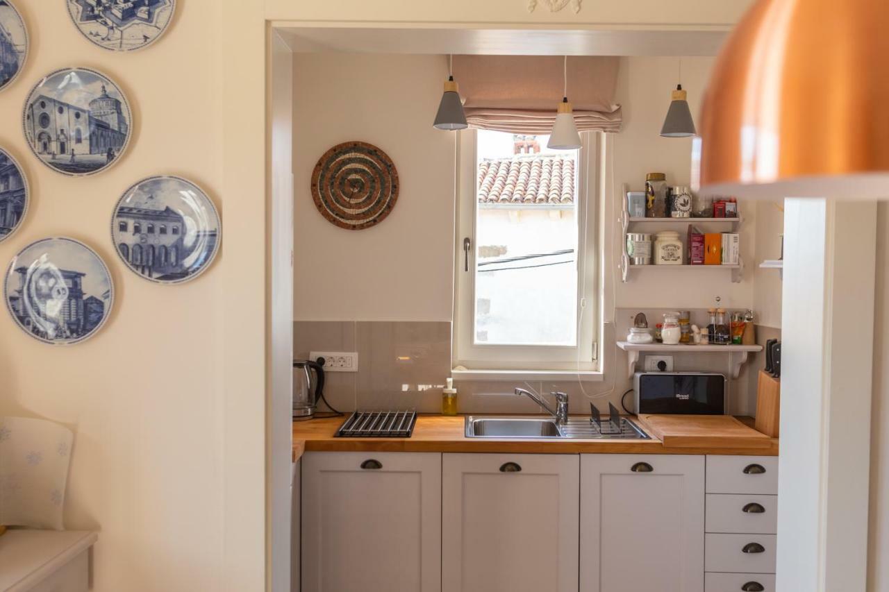 Apartmán Adorma Hum Exteriér fotografie